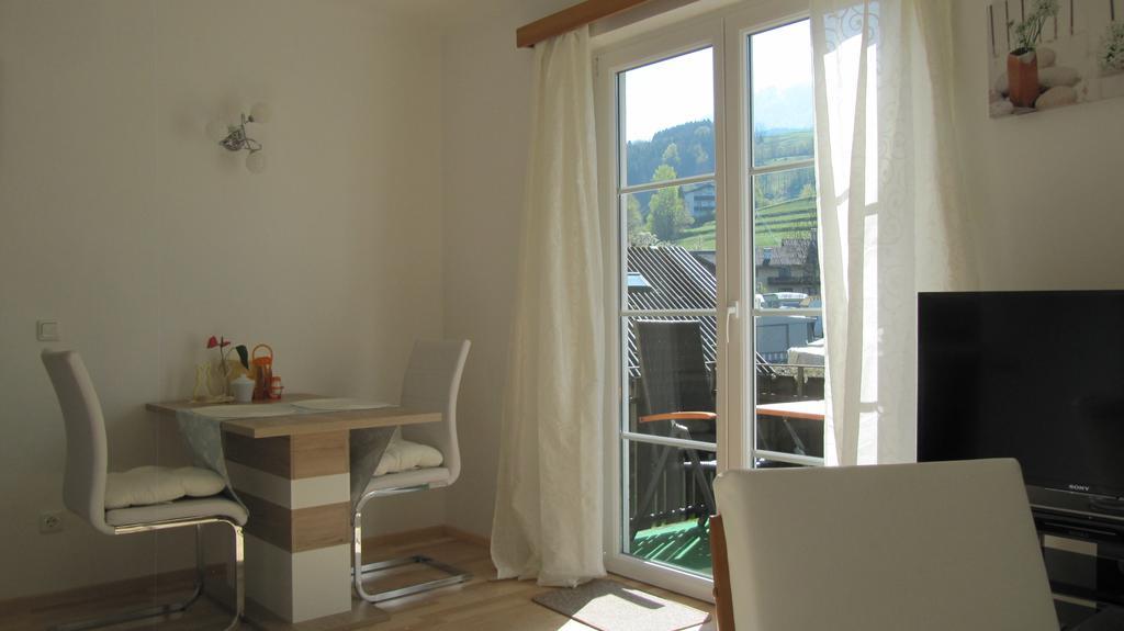 Wohnung Am See ชไตน์บาค อัม อัทเทอร์เซ ภายนอก รูปภาพ