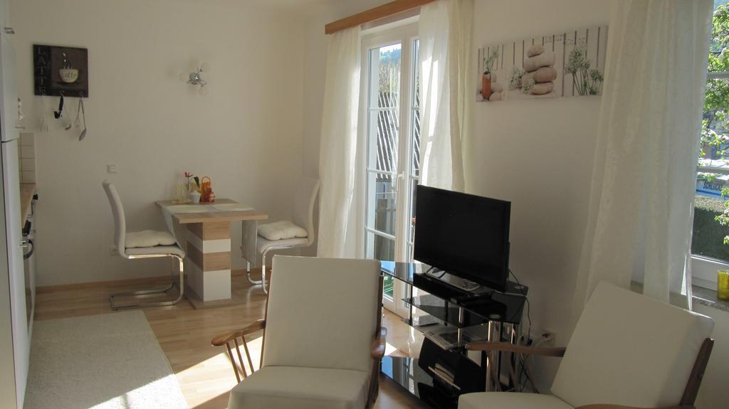 Wohnung Am See ชไตน์บาค อัม อัทเทอร์เซ ภายนอก รูปภาพ