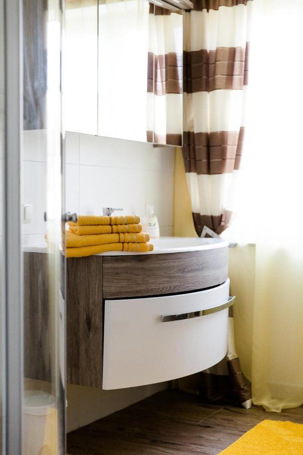 Wohnung Am See ชไตน์บาค อัม อัทเทอร์เซ ภายนอก รูปภาพ