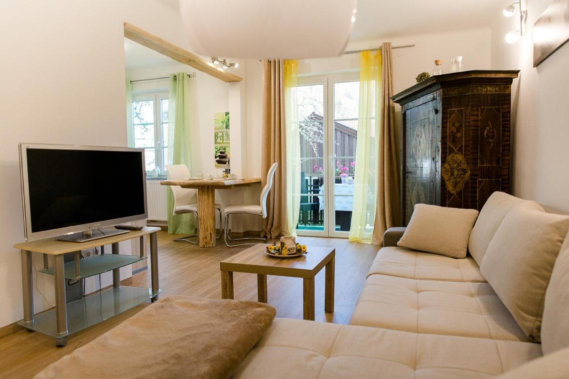 Wohnung Am See ชไตน์บาค อัม อัทเทอร์เซ ภายนอก รูปภาพ